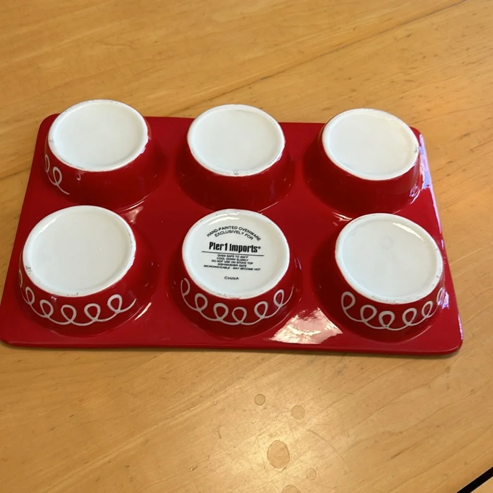 Pier 1 canned painted ovenware. Muffin pan.